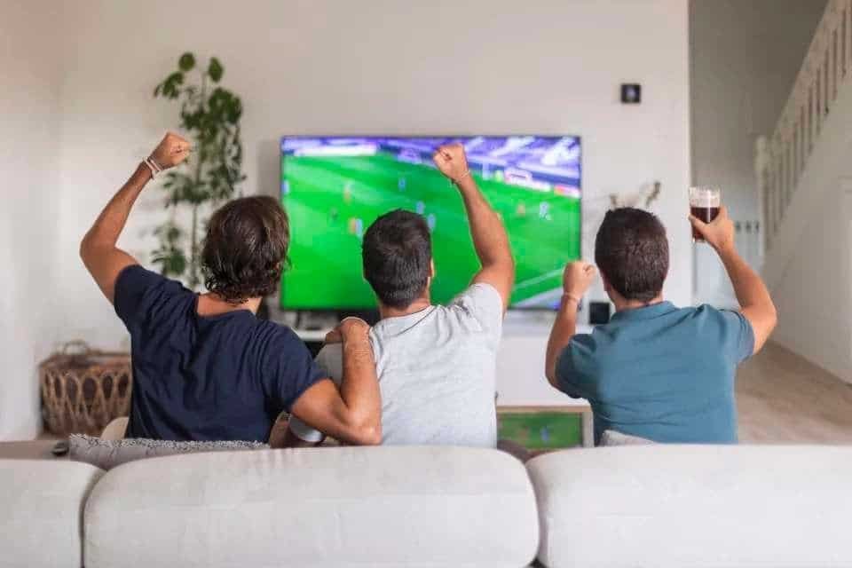 Strong IPTV Contact
